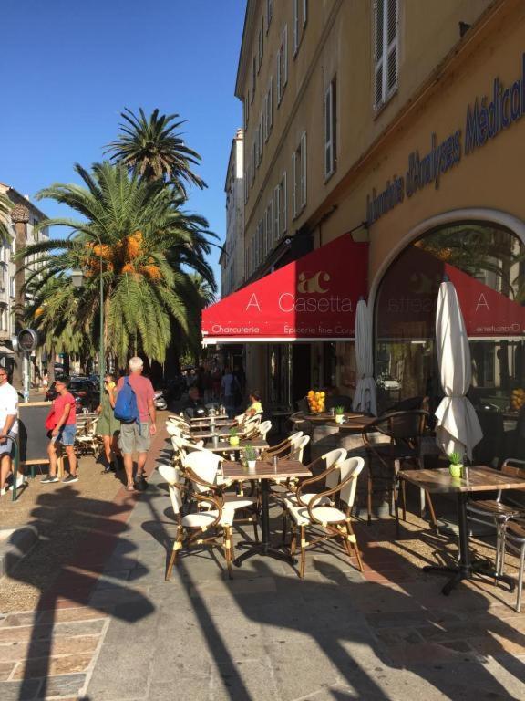 Ajaccio Centre Vieille Ville Imperiale Tt Confort Ttes Commodites 3 A 4 Pers Cathedrale A 300M Mer Port Marche Local Plages Luaran gambar